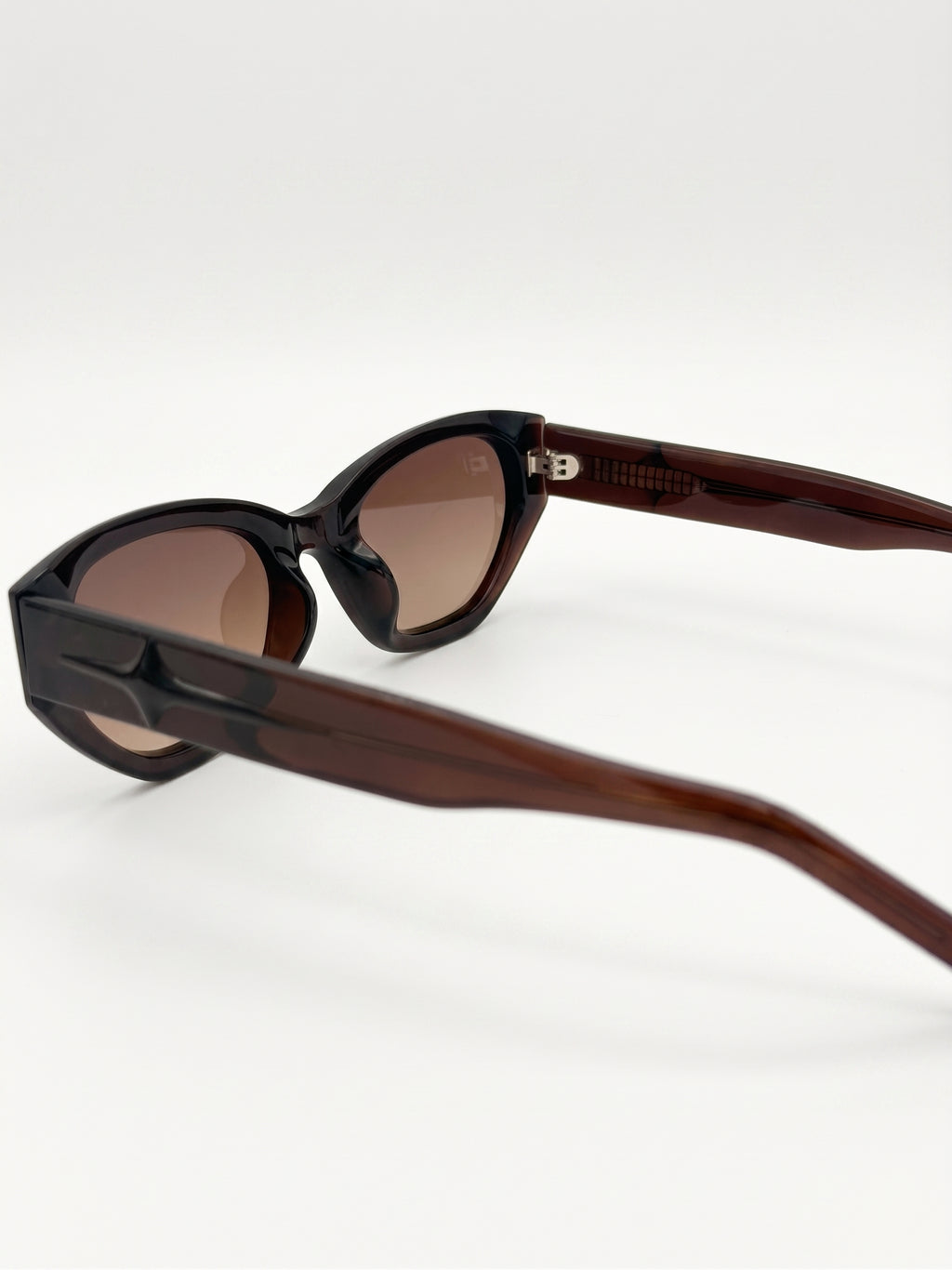 CLEME OVAL ACETATE SUNGLASSES – DARK TORTOISE WITH BROWN GRADIENT LENS