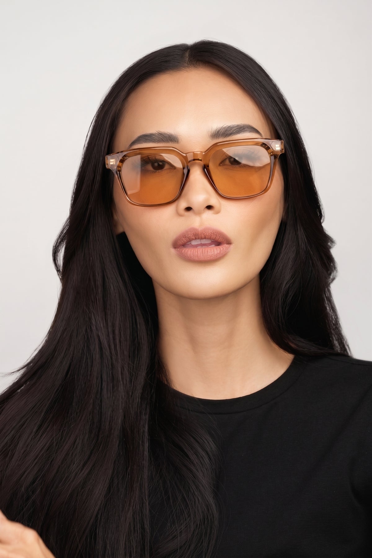 SOLENE SQUARE FRAME – TRANSLUCENT AMBER TINTED LENS