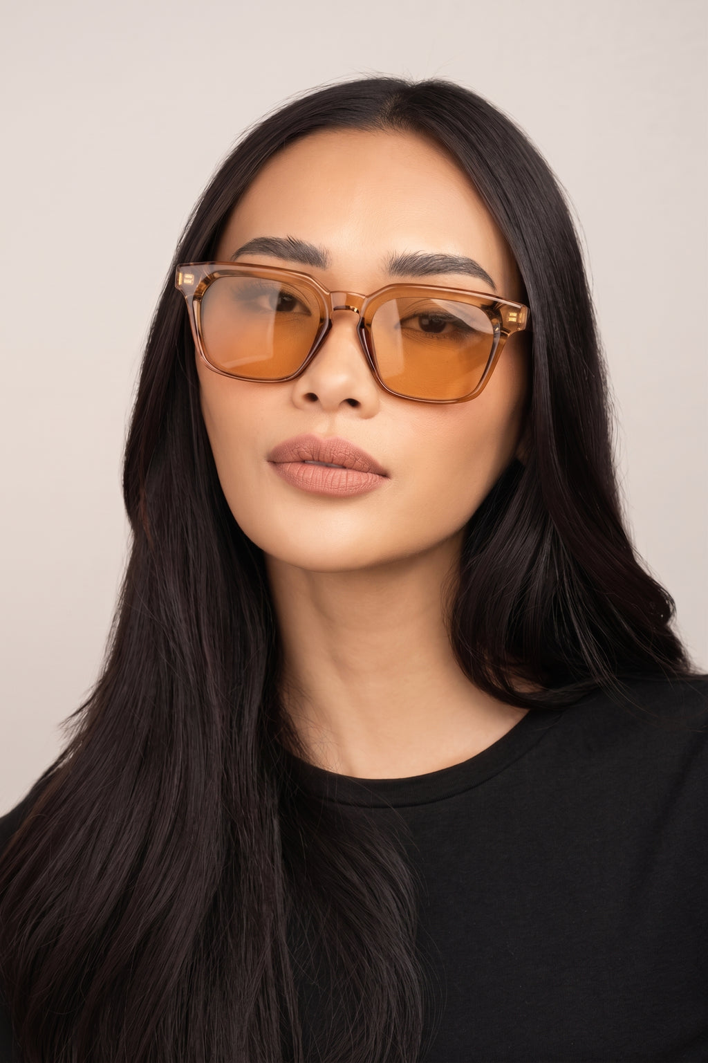 SOLENE SQUARE FRAME – TRANSLUCENT AMBER TINTED LENS